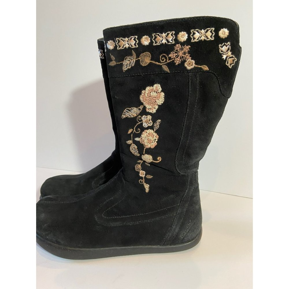 Earth Sz 7 M EU 38 Women's Suede Mid Calf Snow Boots Black Embroidery